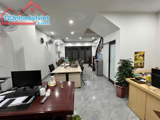Nhà phân lô Hàm Nghi - Mỹ Đình. Sđ 51m/56m. Mt 5,1m. 6T. Ôtô đỗ cửa, 14.2 tỷ CTL - 2