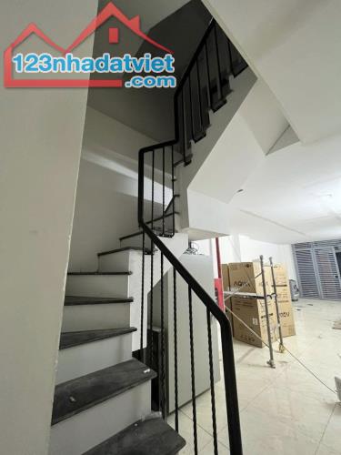 Bán nhà Dòng Tiền tại ngõ 28, Văn Chương, Đống Đa, Hà Nội, 12,5 tỷ, 65 m2, 7 tầng Thang - 4