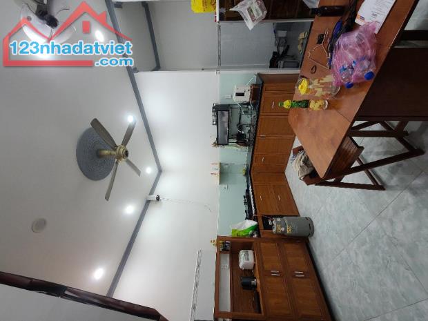 🏡 BÁN NHÀ TÂN BÌNH FULL NỘI THẤT XỊN - GIÁ TỐT 4.9 TỶ - Ở NGAY!!!   ---  1. Facebook  🏠 - 1