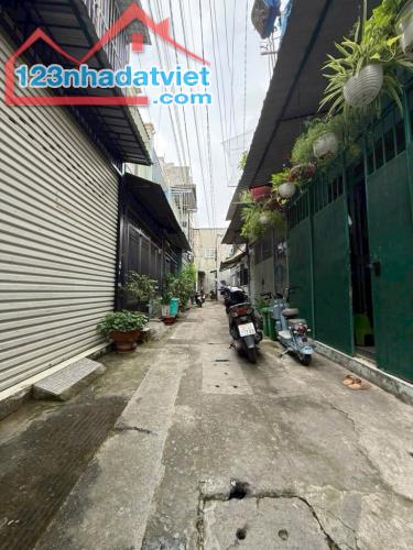 Nhà đẹp hẻm xe hơi thẳng một trục   🏡CHỈ 3.150 ty  NHÀ  2TẦNG  2PN HXH THẲNG MỘT TRỤC NG - 1