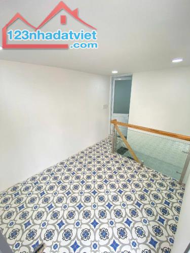 🏡NHÀ HẺM THÔNG 2 MT ĐƯỜNG LỚN, DT 33.3M2 , NGANG KHỦNG , 3 TẦNG , 0902493390 - 2