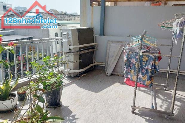Bán nhà Nguyễn Kiệm Phú Nhuận, 4 Tầng 3.6m x 6m 2 phòng ngủ, hẻm rộng - Giá 4.85 tỷ TL - 3