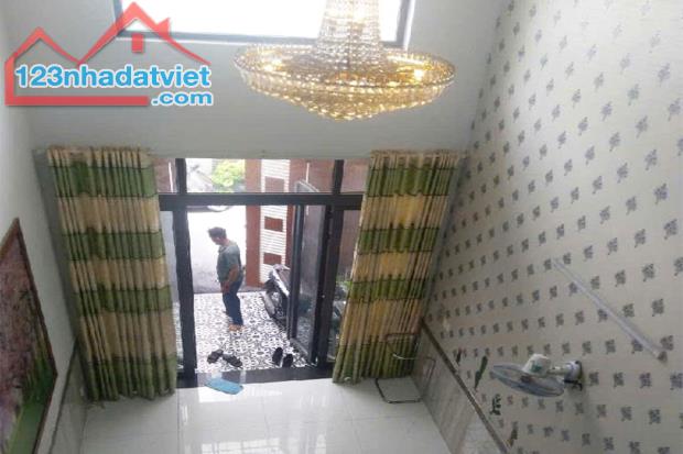 Bán nhà hẻm Quang Trung, Xe hơi, 4 Tầng, 52.5 m² (3.7m x 14.2m) - Giá 6.9 tỷ TL