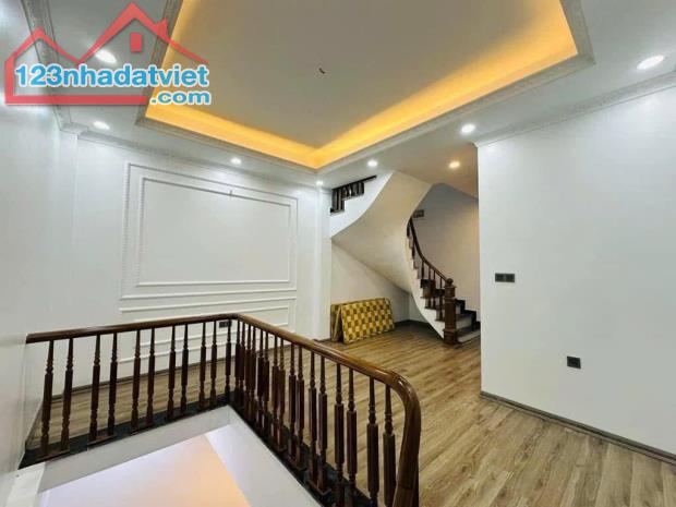 🎯 NHÀ ĐẸP BỒ ĐỀ - LONG BIÊN - 5 TẦNG HIỆN ĐẠI THÔNG THOÁNG ÁNH SÁNG TỰ NHIÊN .NHỈNH 6 - 1