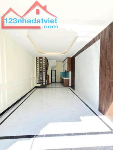 Bán nhà riêng 5 tầng cạnh chợ Lai Xá, Hoài Đức. Diện tích 30m2 Ôtô cách 18m. Lh 0986732688 - 1