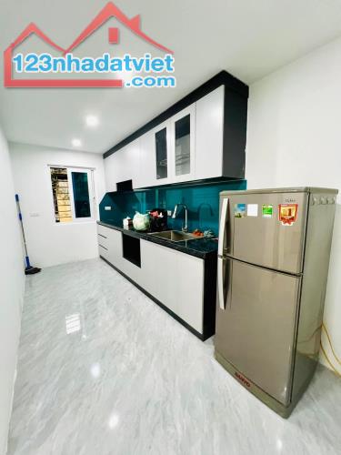 Bán căn TT mặt phố Thanh Nhàn - Hai Bà Trưng, 120m2, 3 ngủ, 2 ban công, chỉ 4,15 tỷ - 2