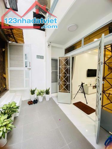 Bán nhà quận 1, đường Nguyễn Cư Trinh, 34m2, 4.8 tỷ - 1