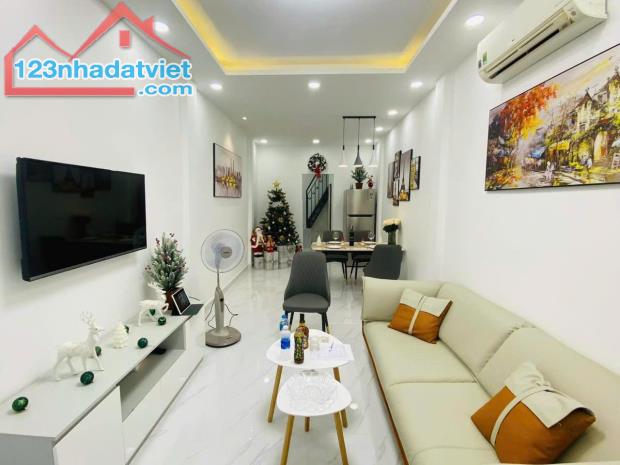 Bán nhà quận 1, đường Nguyễn Cư Trinh, 34m2, 4.8 tỷ - 3