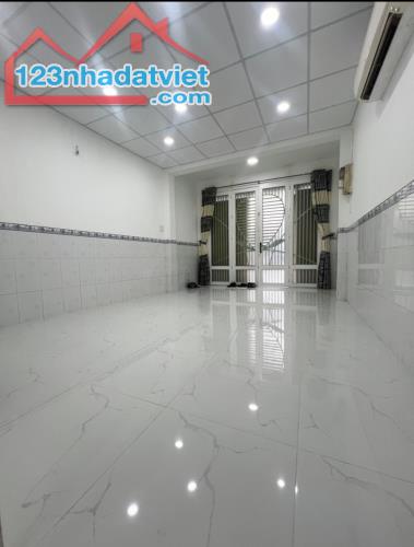 BÁN NHÀ ĐIỆN BIÊN PHỦ, LÔ GÓC, 38M2, XE HƠI VÀO NHÀ, 5.7 TỶ TL - 1