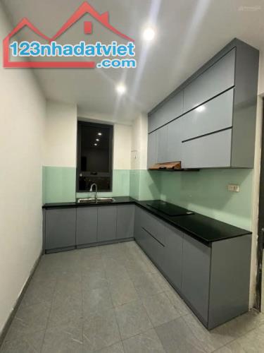 Bán nhà khu 3 Thị trấn Trạm Trôi 45 m2, 5 tầng giá 4.15 tỷ, trung tâm của Hoài Đức. - 1