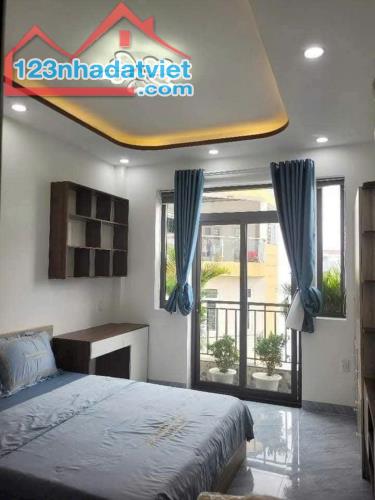 NHÀ ĐẸP B.ÁN - GẦN SIÊU THỊ EMART2 PHAN HUY ÍCH & CHỢ PHẠM VĂN BẠCH - HXH - DT 67M²- 4 TẦN - 4