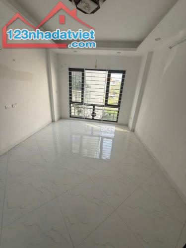 XINH XẮN, 30m2, 145tr/m2, Phố Xuân Đỗ, Long Biên. - 1