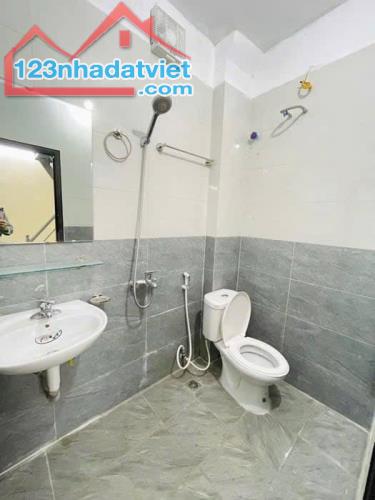 Nhà đẹp ngõ Minh Khai, giá 6.15 tỷ, 30m2x2T, ẢNH THẬT