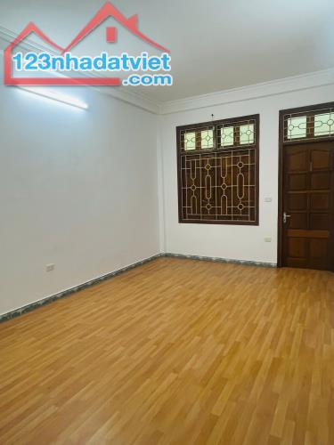 💥Ô tô tránh Trung Kính đôi, Phân lô 70m2 3T, KD tốt, cách phố 30m, 32.9 Tỷ💥 - 2