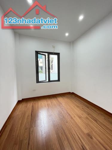 Bán Nhà Ngõ 157 Phố Pháo Đài Láng 41m2 x 4 tầng, 4 phòng ngủ đầy đủ công năng, nhà mới - 2