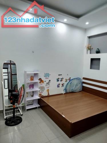 Bán nhà mặt phố An Dương, Tây Hồ 21,5 tỷ, 71m2x3 tầng view đẹp, sổ đỏ vuông đẹp - 3