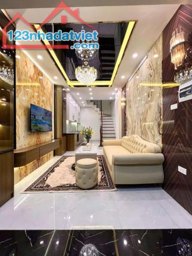 Bán Gấp Nhà Đội Cấn, Ba Đình 4 Tầng, Nội Thất Luxury, 25m Ra Phố, DT 28m2/MT 3m, 5.98 Tỷ - 3