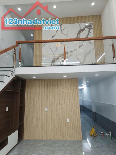 Nhà mới ngay Trương Thị Hoa, q 12, 46,9m2, hẻm xe hơi, 2 tầng, nhỉnh 3 tỷ. - 1