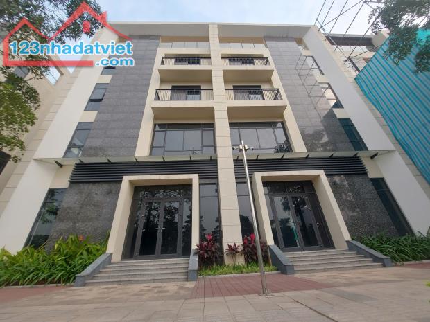 Cho thuê Shophouse StarLake, Ngoại Giao Đoàn, 120m2 x 5 tầng, MT 9m - 4