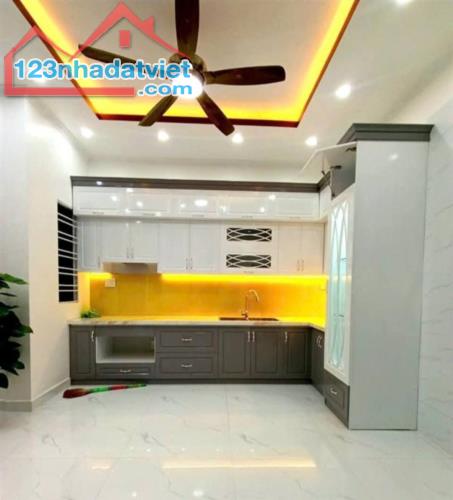 Bán nhà Phủ Thượng Đoạn, Đông Hải, Hải An. 4 tầng, 60m2, 💰3,65 tỷ. Ngang 4m, d2 - 1