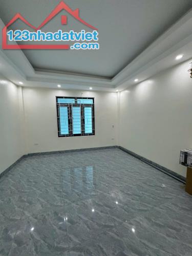 Bán Nhà Phường Quang Trung 33m2 – 5 Tầng Gía 4 tỷ 250tr - 4