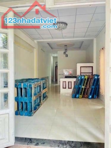 🏠 VIP QUẬN 12 - SIÊU PHẨM NHÀ 102m² GIÁ CỰC TỐT - ĐẦU TƯ SINH LỜI CAO 🚘 - 1