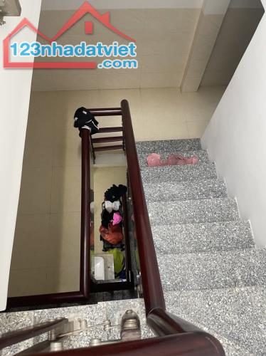 ♥ Nhà Kiệt nhựa 3.5m Hùng Vương, 65m2, ngang 6, 2.5 tầng cứng cáp, 3PN, sân thượng, 3.x tỷ - 2