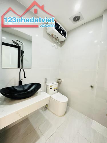 Bán nhà đẹp đường Kim Giang, gần ô tô tránh, gần KĐT Đại Kim, 32m2, 5 tầng, giá 6.85 tỷ. - 2