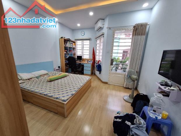 BÀU CÁT TÂN BÌNH -  N.H.A ĐẸP 60M2 4 TẦNG - HẺM 6M Ô TÔ NGỦ TRONG NHÀ - 1