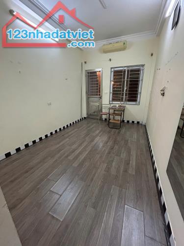 Cho thuê nhà ngõ ôtô Đền Lừ 1 Hoàng Mai 42m x 5 tầng, giá 15.5tr/tháng - 4