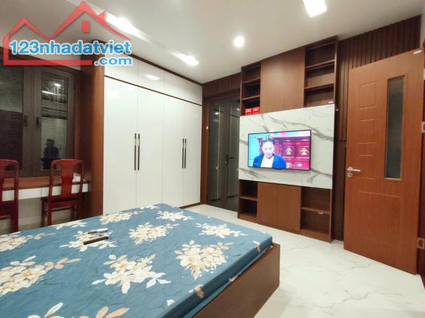 CHO THUÊ PHÒNG 26M2 FULL NỘI THẤT Đ.THÁI HÀ, P.TRUNG LIỆT, Q.ĐỐNG ĐA, HN