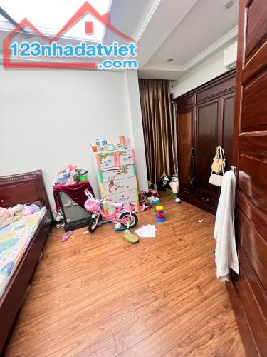 Bán nhà phố Vip Thái Hà, gần ô tô tránh, nội thất đẹp, tiện ích, 32m2, 5T, giá 7.5 tỷ. - 2