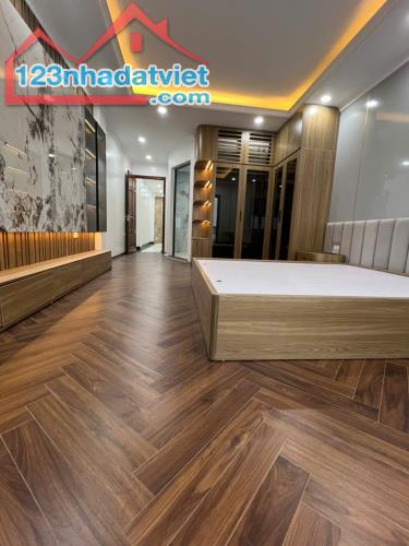 Bán nhà Minh Khai- Đại La. DT 75m2x6T thang máy- ô tô -Kinh Doanh có vỉa hè. - 1