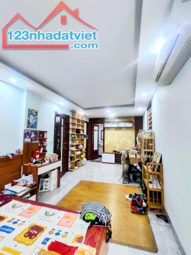 Bán nhà đẹp dân xây Phú Diễn oto qua nhà 53m 5 tầng mặt tiền 5.8m giá tốt thỏa thuận - 1