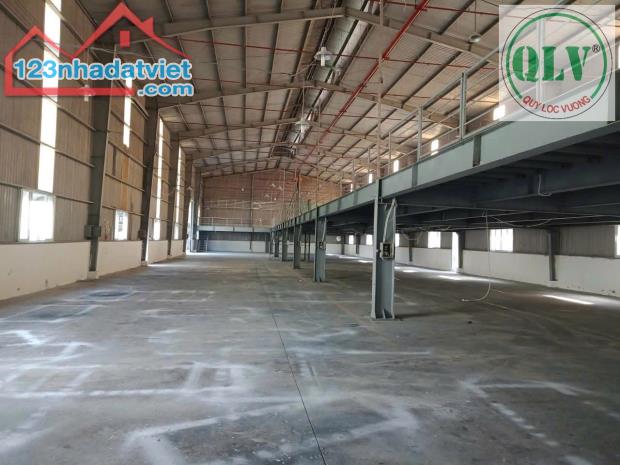 Cho thuê nhà xưởng KV 3.700m2 xây hết đất nằm ở Tân Hiệp, Tân Uyên.