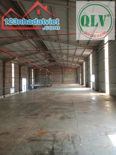 Cho thuê nhà xưởng KV 3.700m2 xây hết đất nằm ở Tân Hiệp, Tân Uyên. - 4