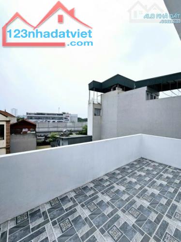 NHÀ ĐẸP TÂY HỒ XÂY MỚI - SỔ VUÔNG VẮN - VÀO LÀ ƯNG - 3