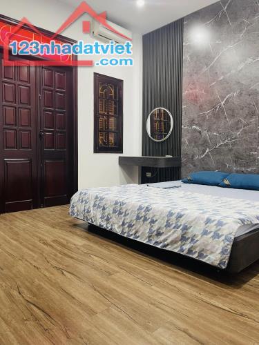 Bán nhà phố Tây Sơn, gần phố, ô tô đỗ cửa, lô góc, 42m2, 4 tầng, chỉ 9.95 tỷ - 1