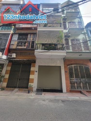 Bán nhà Đẹp Ngọc Thuỵ Long Biên- Ngõ Ô tô tải – 40m2 – 5 tầng – Nhỉnh 6 tỷ ( Thương Lượng)