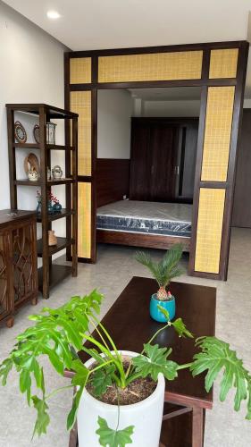 Bán nhanh Homestay Hồng Tiến Long Biên 140m2 7 tầng thang máy 160tr/th