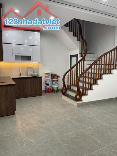 Bán Nhà Ngõ 29 Thượng Thanh, Long Biên, 30m2, 5 Tầng, Ô Tô, Phân Lô, Chỉ 5.x Tỷ - 2