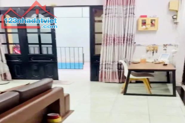 Bán nhà hẻm ba gác, Tống Văn Hên, Tân Bình, 5.6m x 11m, 60 m², nở hậu - Giá 4.8 tỷ TL - 2