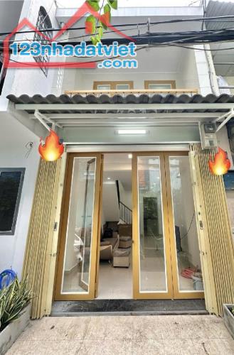 Bán nhà đường Nguyễn Tri Phương Quận 10, 30 m2, nở hậu, nhỉnh 04 tỷ