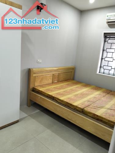 Bán gấp chung cư Tây Sơn, Đống Đa, 47m2, 2 ngủ, nhà đẹp ở luôn, thang máy vù vù, gần phố - 2