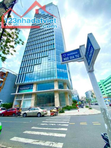 Cho thuê nguyên sàn 532 m2 tại  tòa văn phòng G8 Building Đà Nẵng