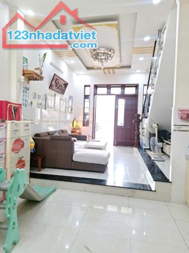 NHÀ Mới, GẦN METRO, Đình Phong Phú, Q9, Đ ường 5m, DT 70m2( 4.3 x 16 ) x2 t, giá chỉ 4.8ty - 2