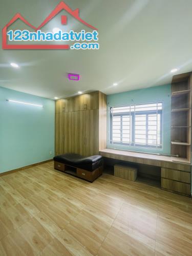 Bán nhà Mặt Tiền Trịnh Quang Nghị, Quận 8, 120m2, 4 tầng, chỉ 8.5 tỷ, không quy hoạch - 3