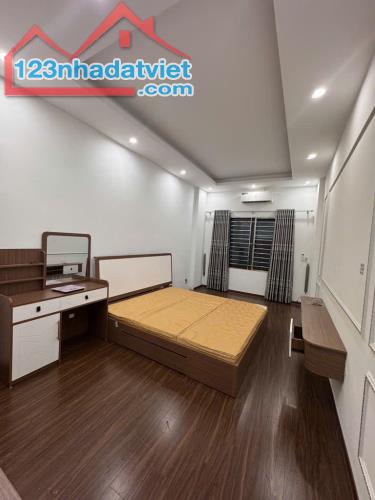 Bán nhà riêng Quận Hai Bà Trưng - Ngõ 454 Phố Minh Khai - 30 m2 x 5 Tầng - Ở Ngay - 5.9 Tỷ - 3