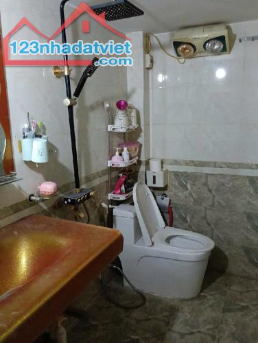 Chỉ 3 tỷ có nhà đẹp 3 ngủ dt 90m2 MT 6,7m Q Thanh Xuân - 3