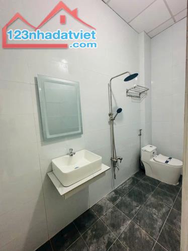 Bán nhà 1 TRỆT 1 LẦU (P.TÂN VẠN) 88m2 thổ cư đường ô tô chỉ 2,590 tỉ - 4